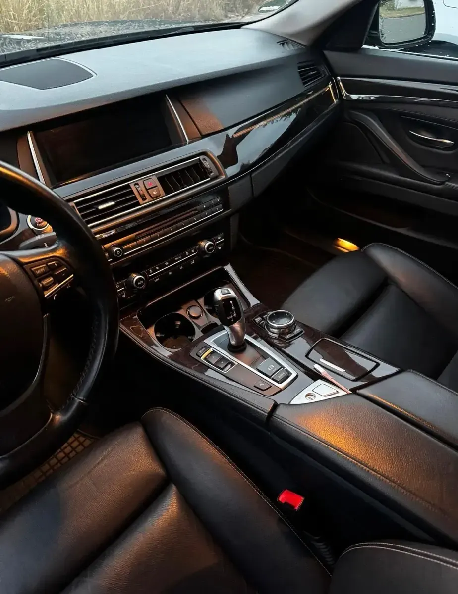 Gebraucht BMW 520 Luxury Line 184 PS (135 kW) 2013 Braun Kombi