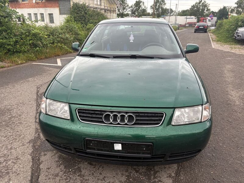 Grün Gebraucht 1997 Audi A3 Limousine | 1.999 € (Fairer Preis) - Bild 1/4