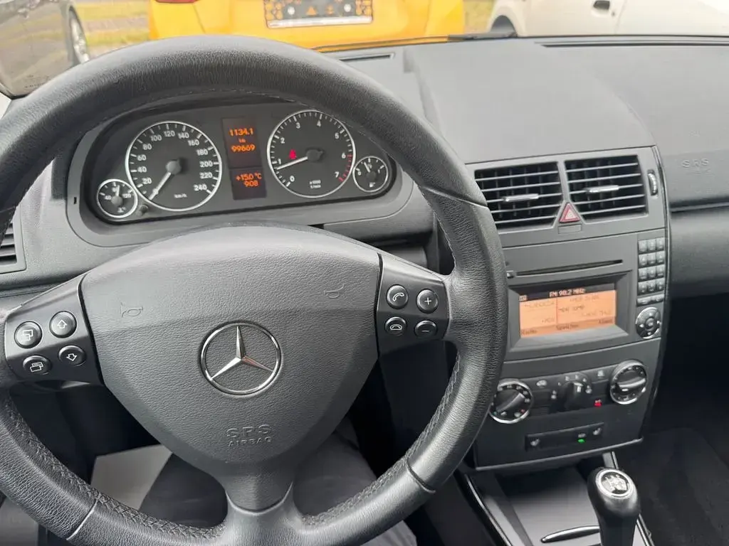 Gebraucht Mercedes A160 Edition 95 PS (69 kW) 2009 Schwarz Van / Kleinbus