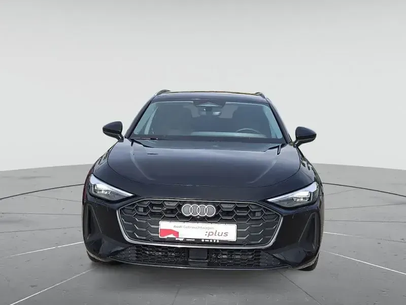 Gebraucht Audi A5 Sport 204 PS (150 kW) 2025 Mythosschwarz metallic Kombi