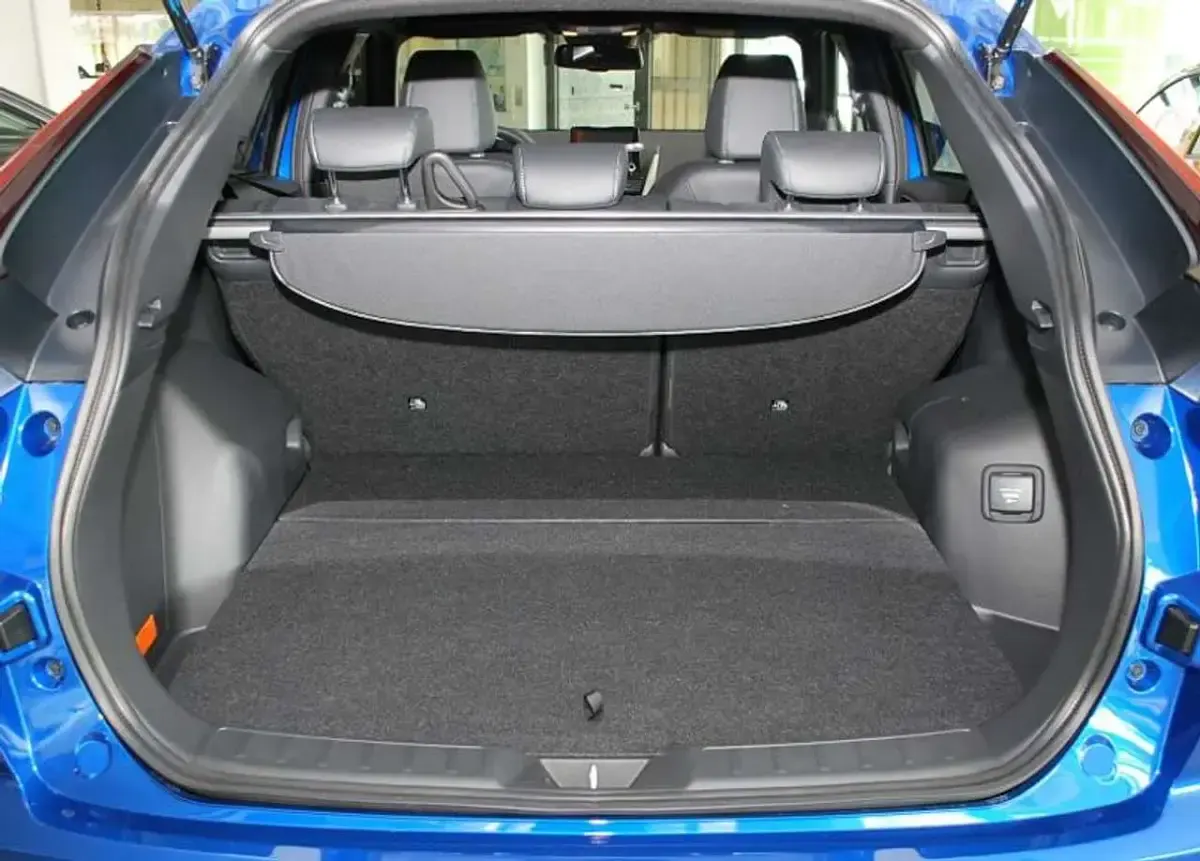 Gebraucht Mitsubishi Eclipse Cross Select 188 PS (138 kW) 2024 Laserblau SUV