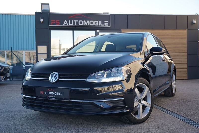 Schwarz Gebraucht 2019 VW Golf VII Comfortline Limousine | 13.900 € (Guter Preis) - Bild 1/4