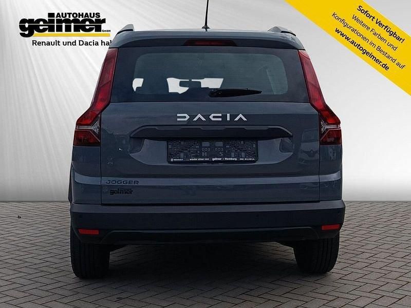 Gebraucht Dacia Jogger Essentiel 110 PS (80 kW) 2023 Grau Van / Kleinbus