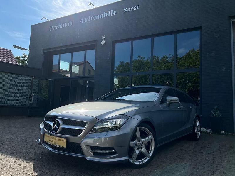 Silber Gebraucht 2012 Mercedes CLS350 Shooting Brake AMG Kombi | 19.980 € (Etwas zu teuer) - Bild 1/4