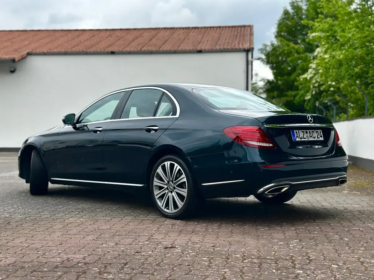 Brugt Mercedes E200 184 HK (135 kW) 2017 Grøn Sedan