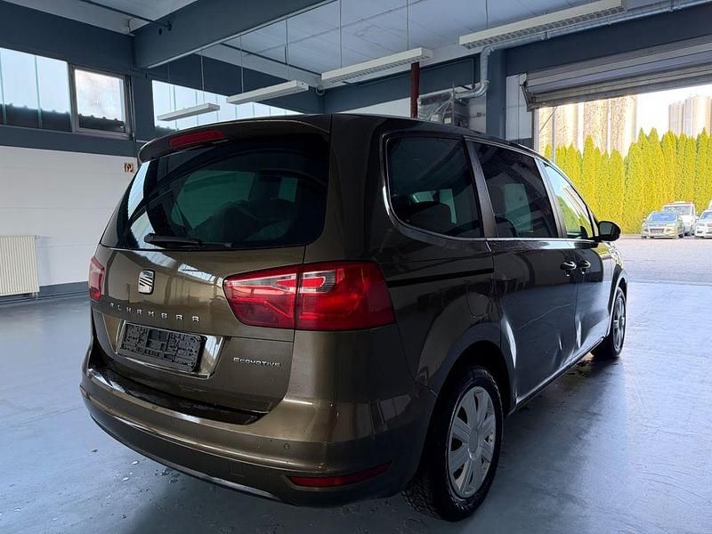 Gebraucht Seat Alhambra Reference 150 PS (110 kW) 2012 Van / Kleinbus