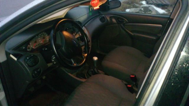 Gebraucht Ford Focus 137 PS (100 kW) 2003 Grau Limousine