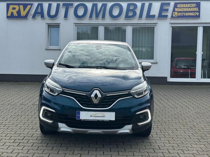 Blau Gebraucht 2017 Renault Captur Intens SUV | 9.999 € (Guter Preis) - Bild 1/4