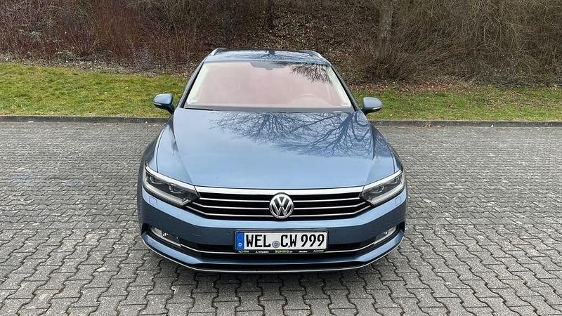 Gebraucht VW Passat Highline 150 PS (110 kW) 2015 Blau Kombi
