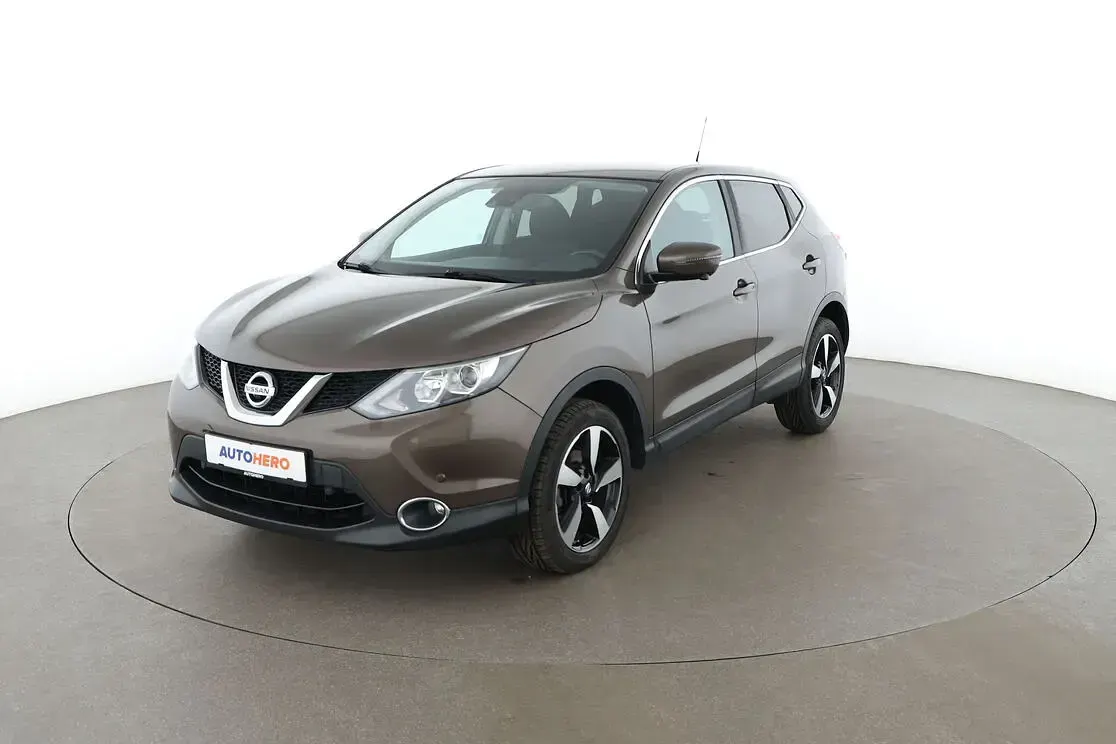 Gebraucht Nissan Qashqai N-Connecta 131 PS (96 kW) 2016 SUV