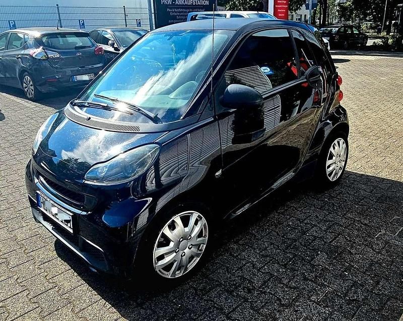Schwarz Gebraucht 2008 Smart ForTwo Coupé Basis Coupé | 1.999 € (Fairer Preis) - Bild 1/4