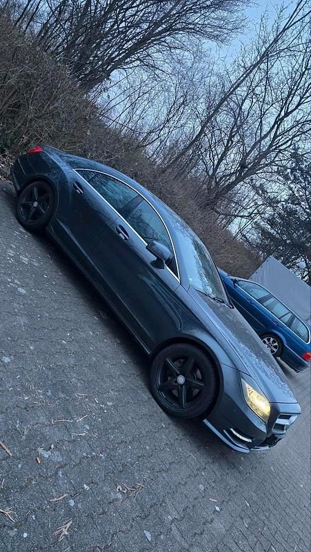 Gebraucht Mercedes CLS350 265 PS (194 kW) 2014 Grau Coupé