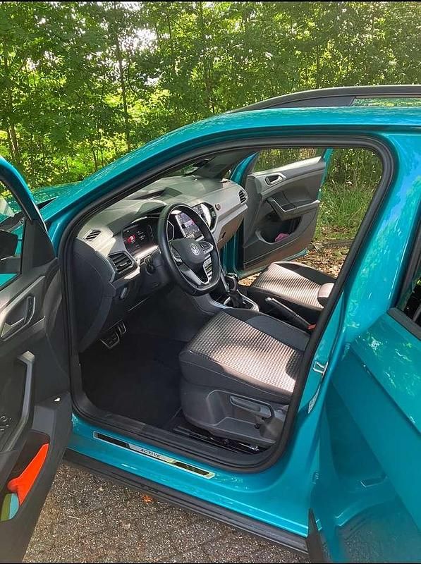 Gebraucht VW T-Cross Life 110 PS (80 kW) 2022 SUV