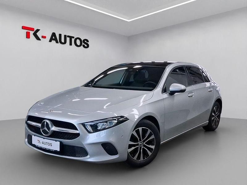 Gebraucht Mercedes A200 163 PS (119 kW) 2022 Iridiumsilber Limousine
