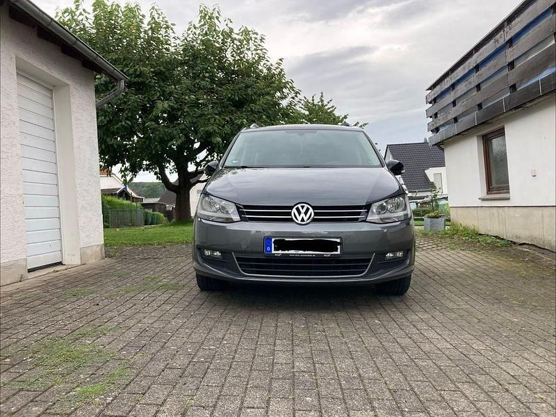 Gebraucht VW Sharan 170 PS (125 kW) 2011 Grau Van / Kleinbus