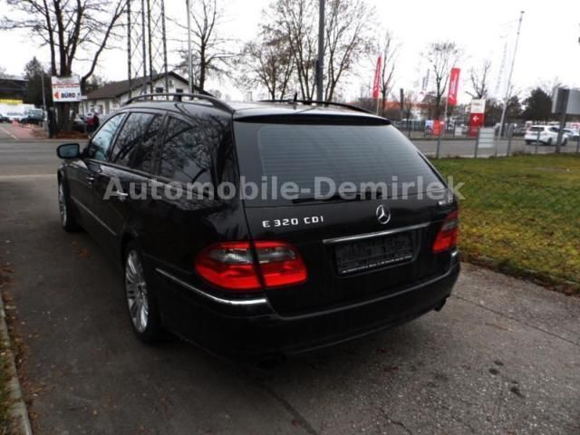 Gebraucht Mercedes E320 Avantgarde 224 PS (164 kW) 2006 Schwarz metallic Kombi