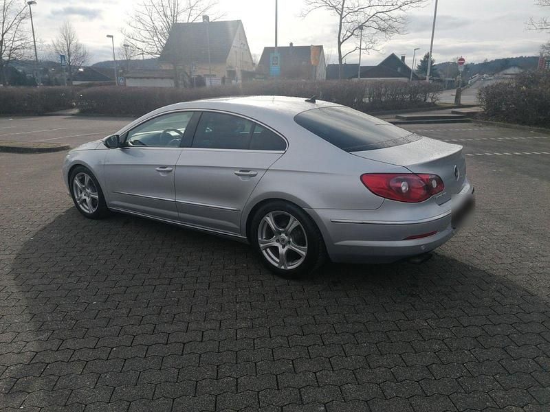 Usata VW Passat 170 CV (125 kW) 2010 Argento Coupé