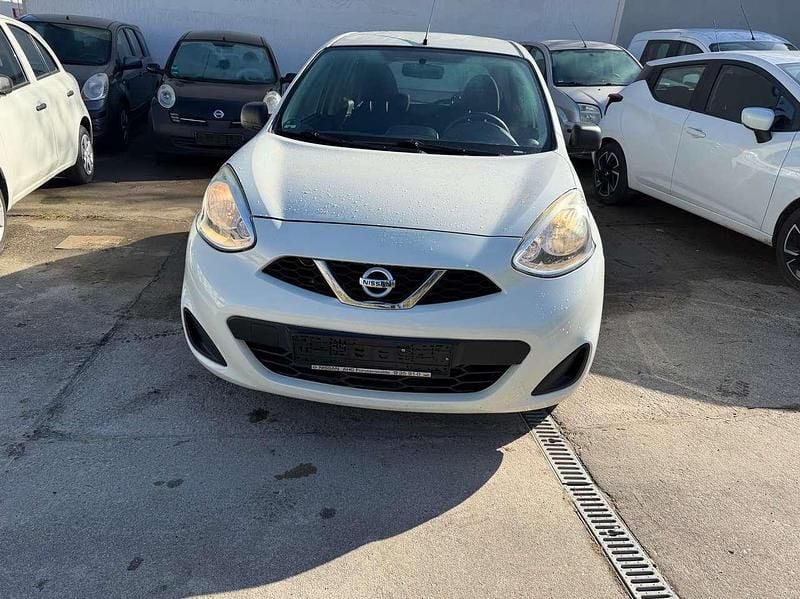 Gebraucht Nissan Micra Visia 80 PS (58 kW) 2015 White pearl (m) Kleinwagen