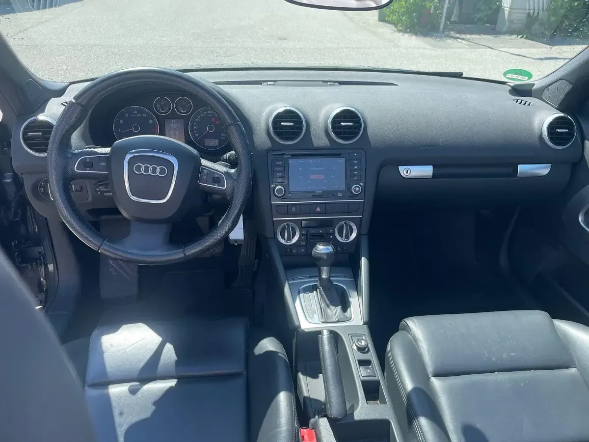 Gebraucht Audi A3 Cabriolet Ambition 200 PS (147 kW) 2012 Grau Cabrio