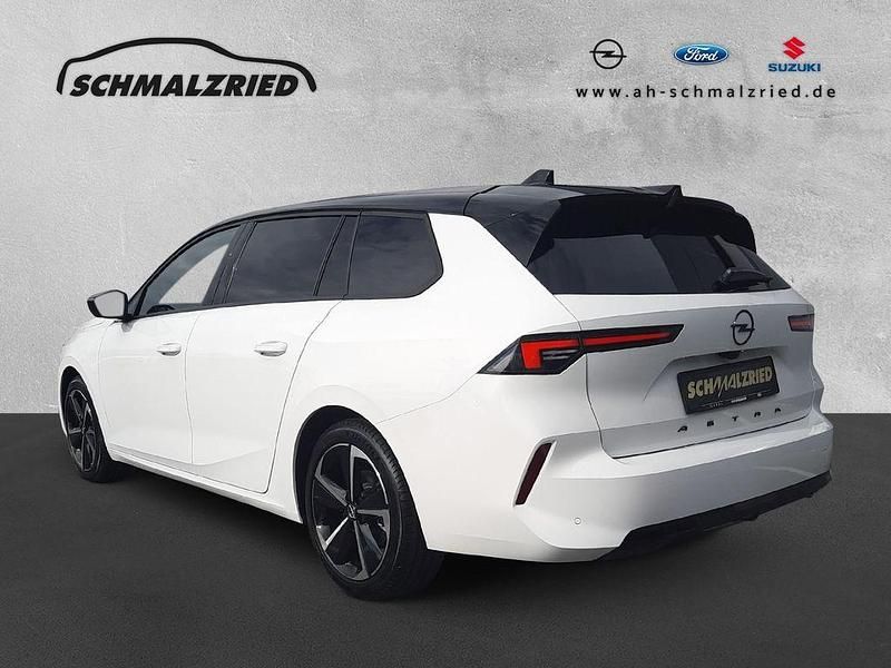 Neu Opel Astra 131 PS (96 kW) 2025 Weiß Kombi