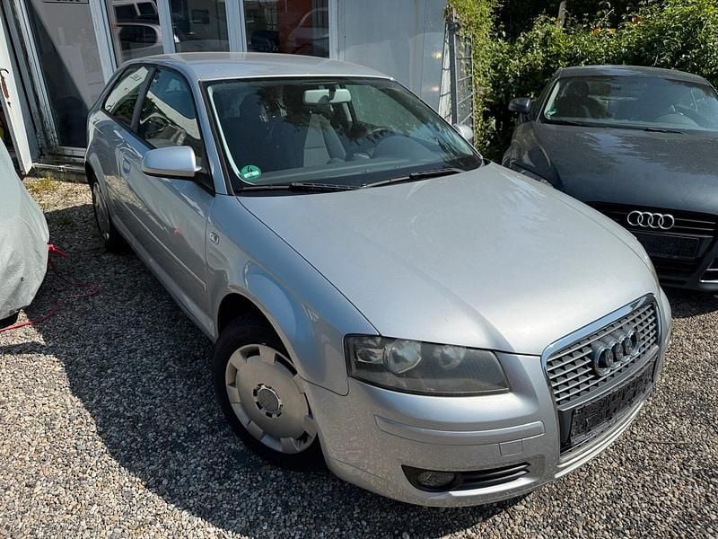 Silber Gebraucht 2007 Audi A3 Coupé | 3.499 € (Guter Preis) - Bild 1/4
