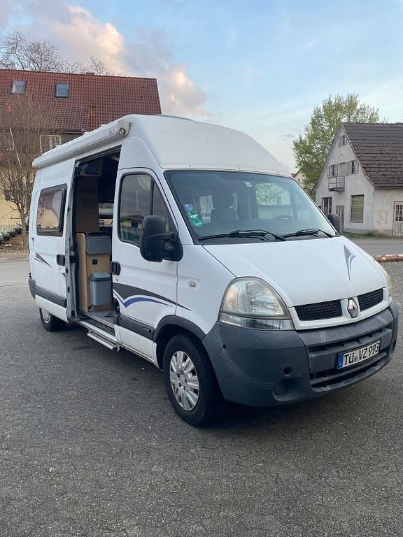 Second-hand Renault Master 114 CP (83 kW) 2006 Alb Monovolum