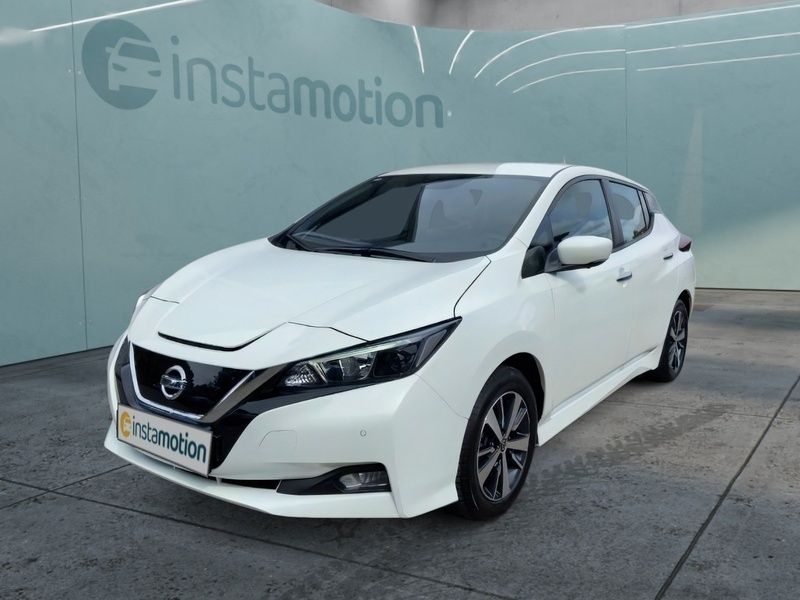 Weiß Gebraucht 2022 Nissan Leaf Acenta Kleinwagen | 13.790 € (Guter Preis) - Bild 1/3