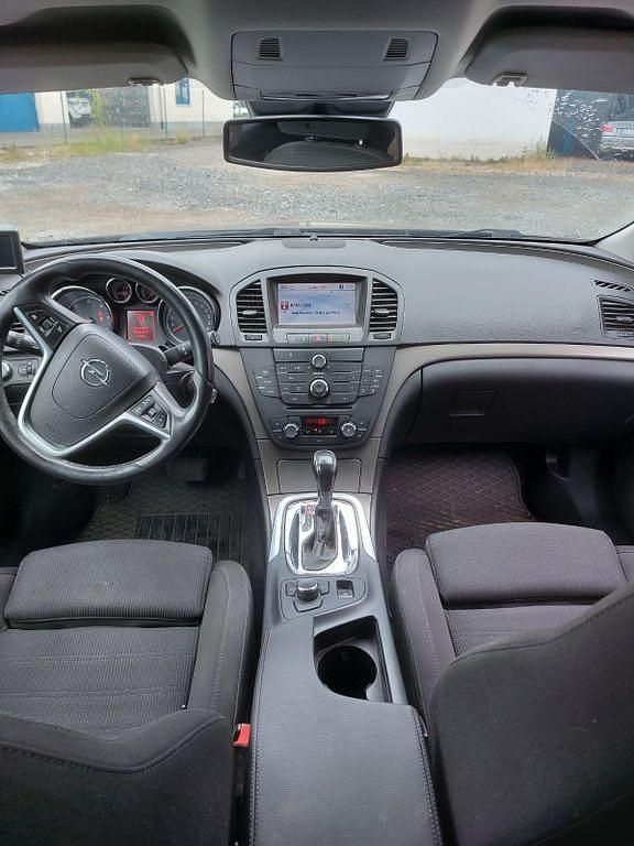 Gebraucht Opel Insignia Edition 160 PS (117 kW) 2009 Saphirschwarz mineraleffekt Kombi