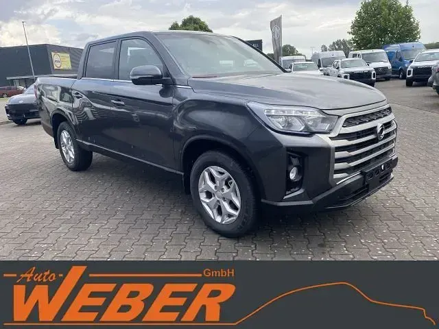Neu KGM Musso 201 PS (147 kW) 2026 Grau Pickup