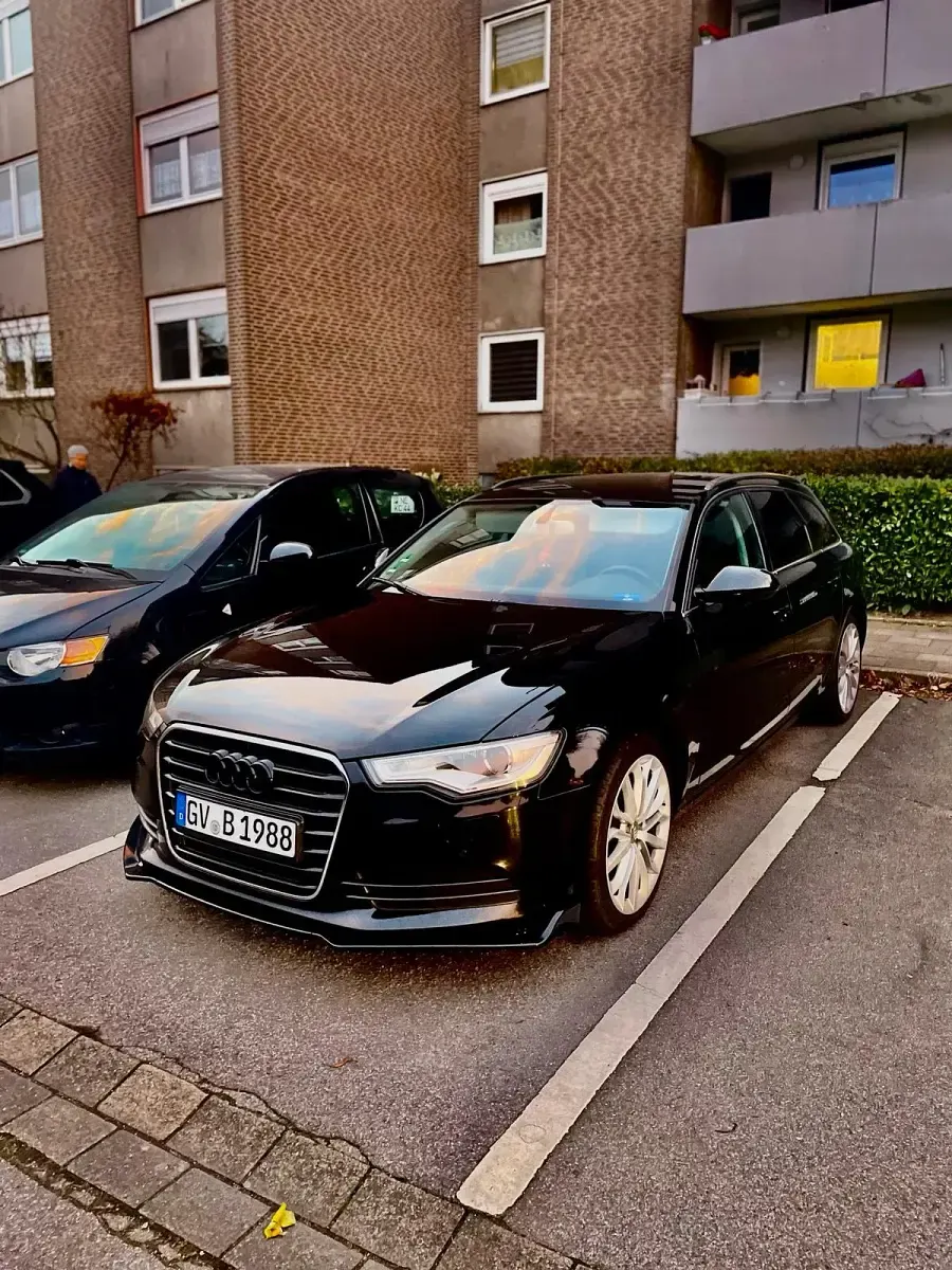 Gebraucht Audi A6 Ambiente 193 PS (141 kW) 2012 Schwarz Kombi