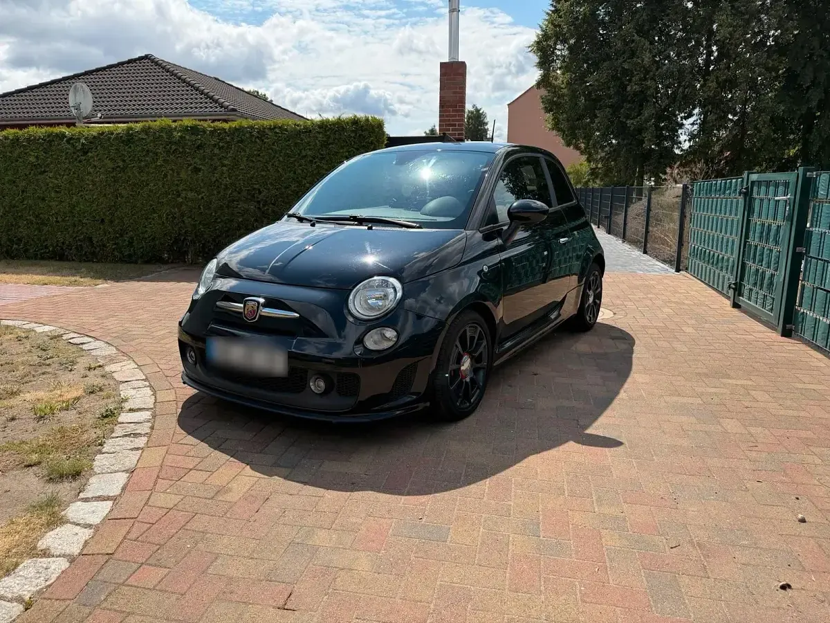 Gebraucht Fiat 500 Abarth 135 PS (99 kW) 2015 Schwarz Kleinwagen