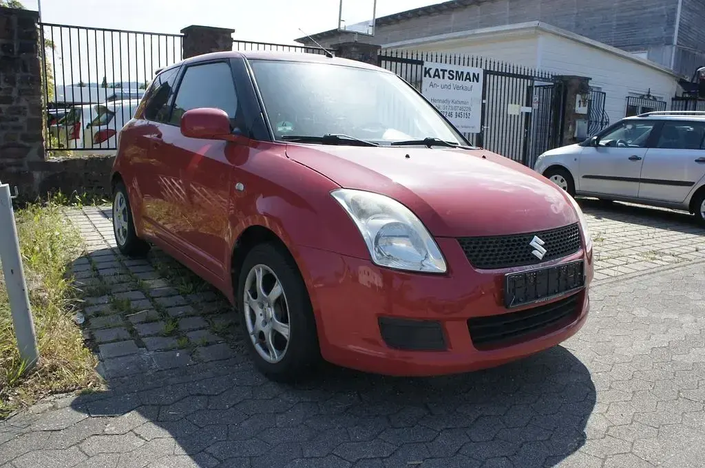 Używany Suzuki Swift 92 KM (67 kW) 2008 Czerwony Hatchback