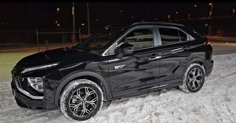 Schwarz Gebraucht 2022 Mitsubishi Eclipse Cross Top SUV | 20.900 € (Guter Preis) - Bild 1/4