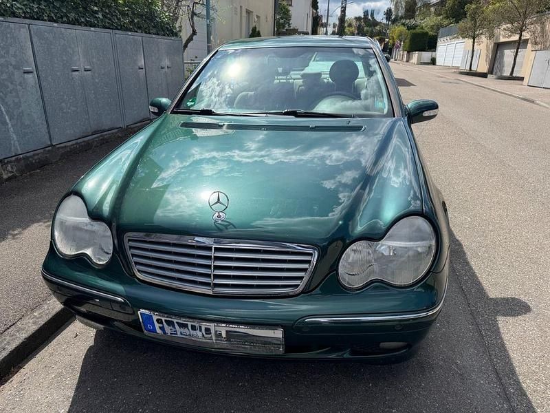 Gebraucht Mercedes C240 170 PS (125 kW) 2000 Grün Limousine