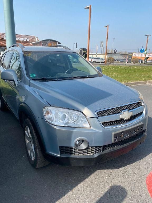 Gebraucht Chevrolet Captiva LT 150 PS (110 kW) 2010 Grau SUV