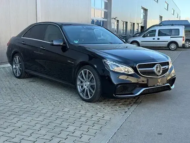 Gebraucht Mercedes E63 AMG AMG 558 PS (410 kW) 2015 Schwarz Limousine