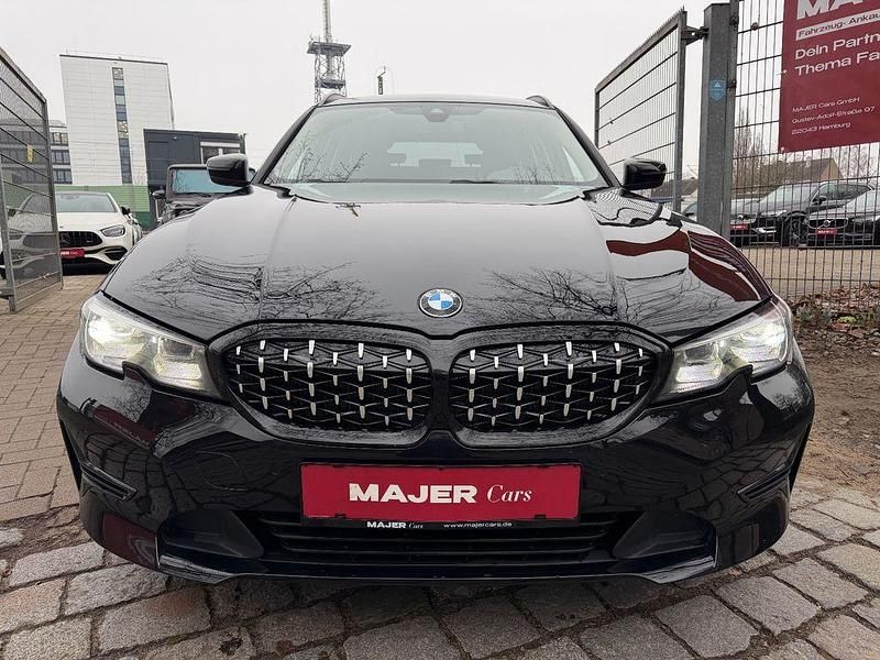 Gebraucht BMW 318 Performance 156 PS (114 kW) 2022 Schwarz Limousine