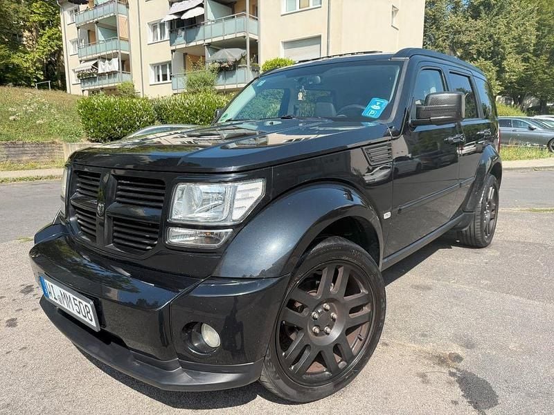 Schwarz Gebraucht 2010 Dodge Nitro SUV | 10.600 € (Fairer Preis) - Bild 1/4