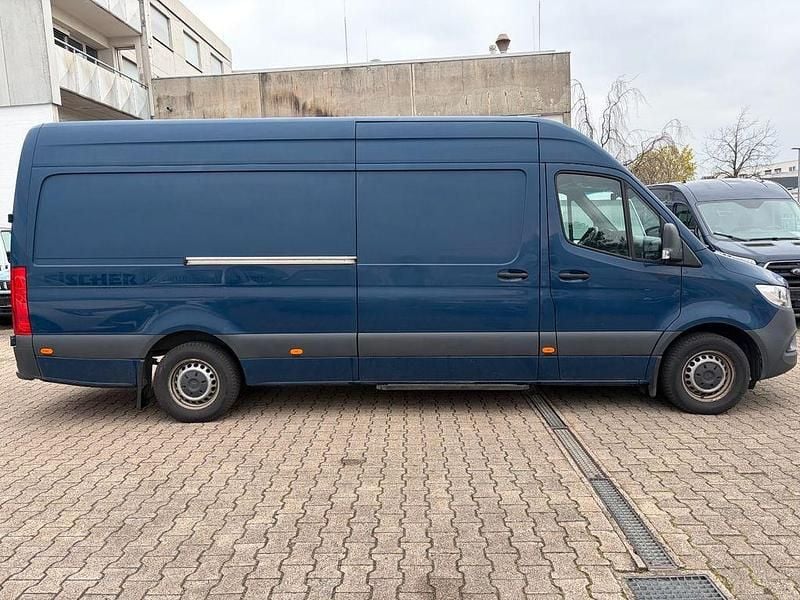 Gebraucht Mercedes Sprinter 150 PS (110 kW) 2020 Blau Van