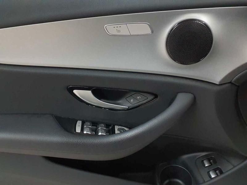 Gebraucht Mercedes E300 211 PS (155 kW) 2022 Weiß Kombi