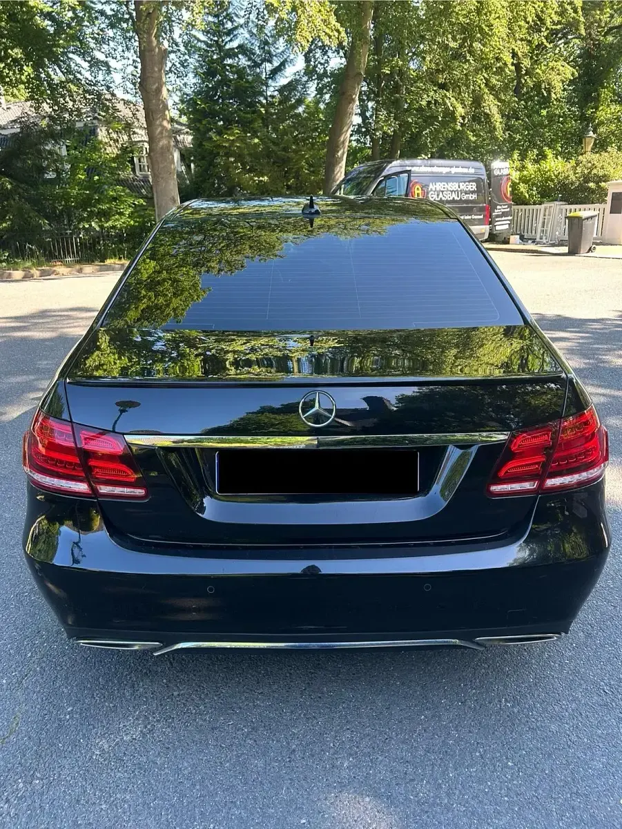 Gebraucht Mercedes E300 252 PS (185 kW) 2013 Schwarz Limousine