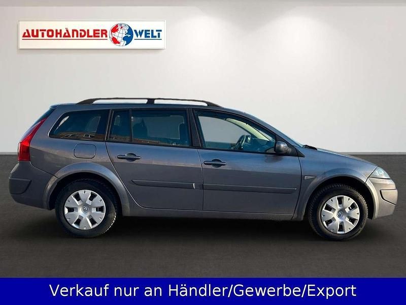 Gebraucht Renault Mégane II 111 PS (81 kW) 2009 Grau Kombi