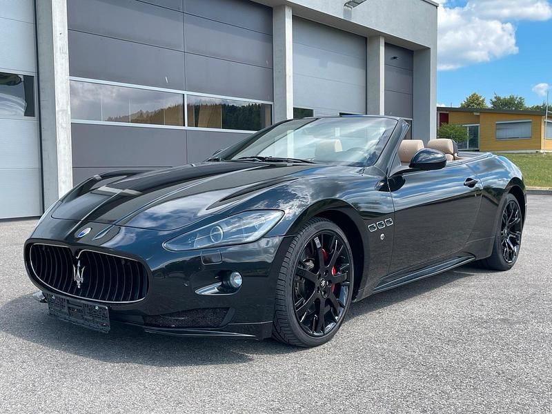 Gebraucht Maserati GranCabrio 450 PS (330 kW) 2012 Schwarz Cabrio