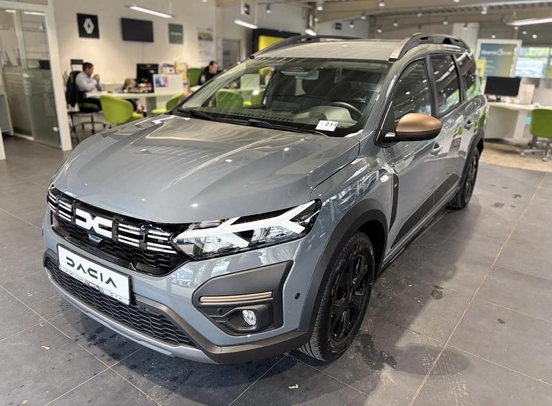 Neu Dacia Jogger Extreme 94 PS (69 kW) 2025 Grau Van / Kleinbus