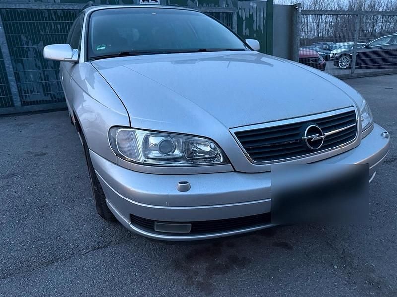 Gebraucht Opel Omega 144 PS (105 kW) 2000 Silber Kombi
