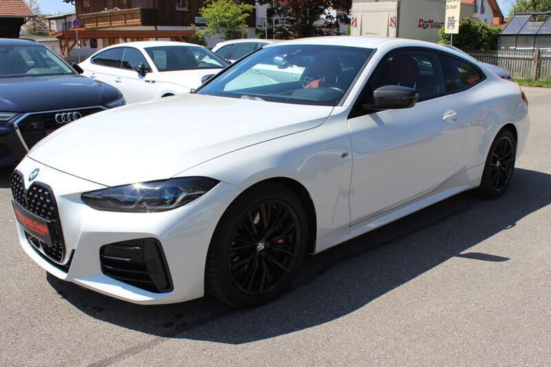Weiß Gebraucht 2023 BMW M440 Performance Limousine | 49.900 € (Superpreis) - Bild 1/4