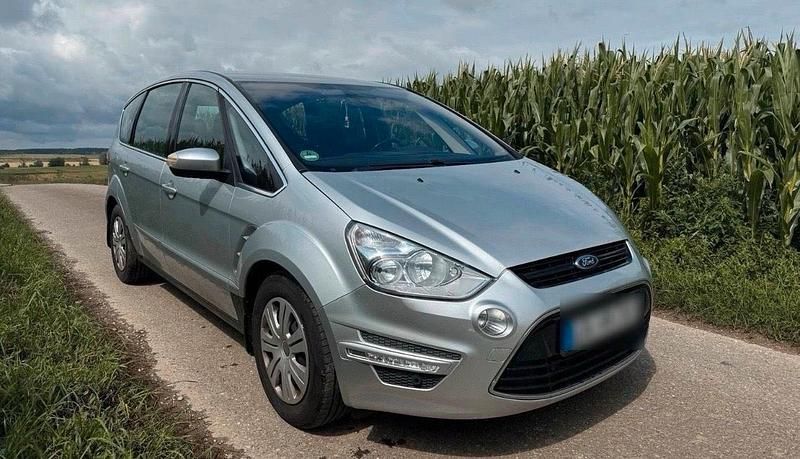 Gebraucht Ford S-MAX S 140 PS (102 kW) 2012 Silber Van / Kleinbus