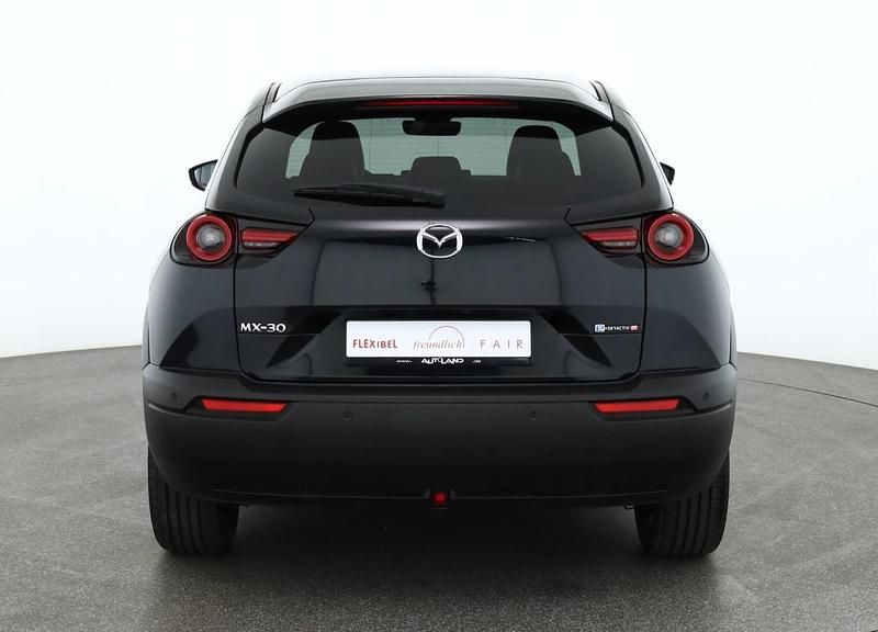 Second-hand Mazda MX30 Ad'Vantage 170 CP (125 kW) 2024 Negru SUV