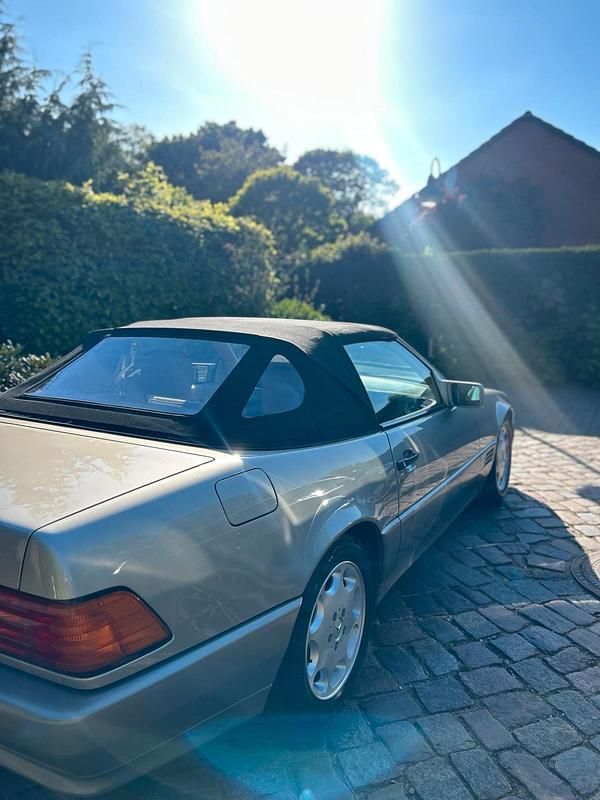 Gebraucht Mercedes SL280 196 PS (144 kW) 1994 Silber Cabrio