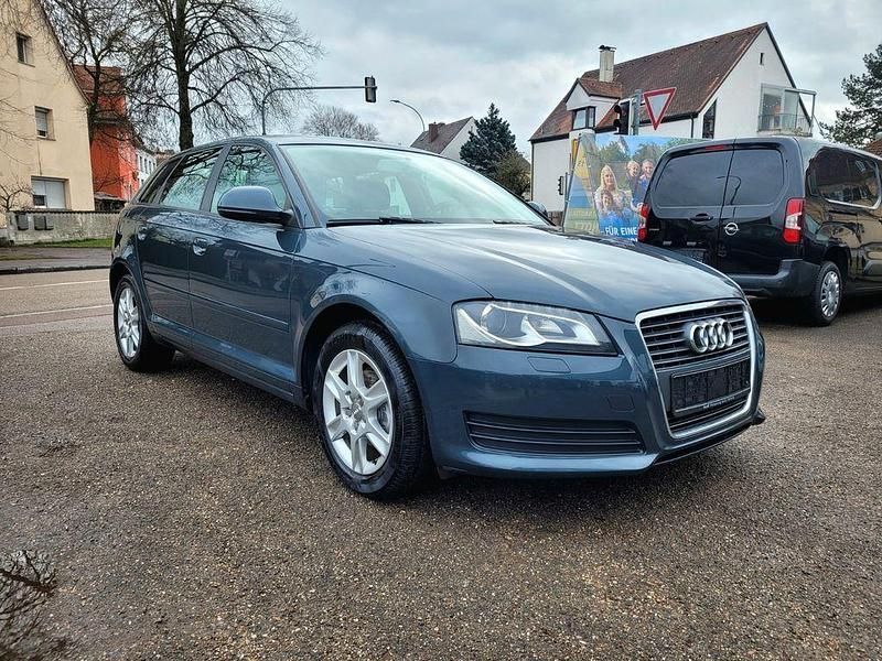 Gebraucht Audi A3 Attraction 125 PS (91 kW) 2009 Grau Kleinwagen